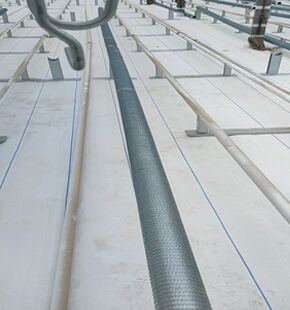 Galvanized fin tubes for greenhouses