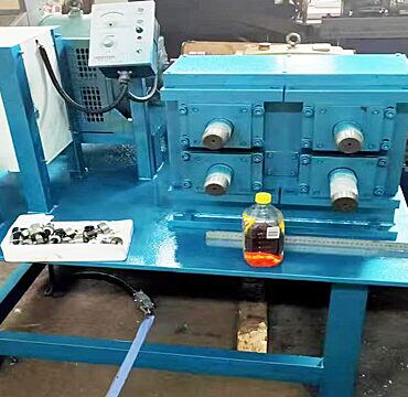 Serrated fin tube making machine