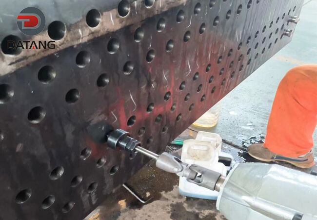 Heat Exchange Tubes and The Tube Sheet Holes-Tube Sheet Mechanical Expansion